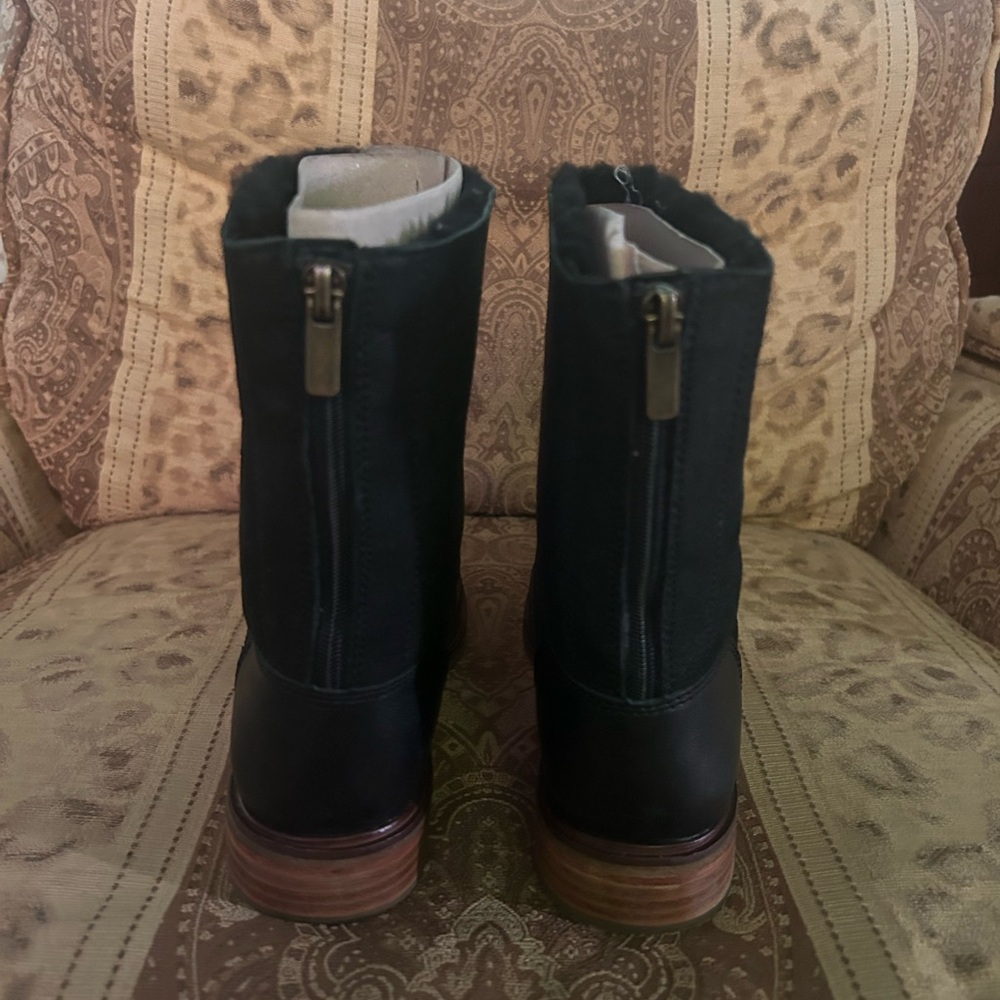 Clarks Clarkdale boots - Picture 4 of 11